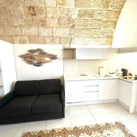 Amare Polignano לינה וארוחת בוקר 4*